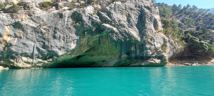 Paroi rocheuse au-dessus du Verdon